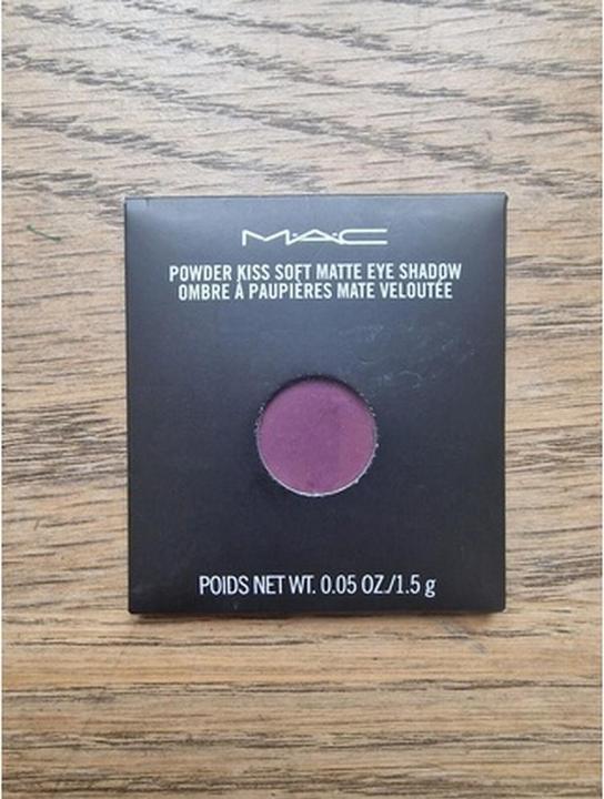 Actual product image MAC Cosmetics Dazzleshadow Extreme (Pro Palette Refill Plan) (Incinerated)