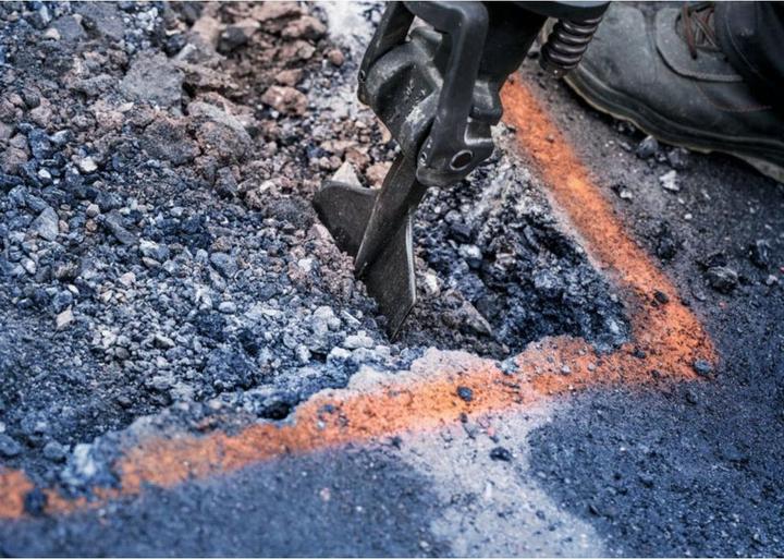 Produktbild Bosch Professional Zubehör PRO HEX 28-4C Spatmeissel, gerundet, 135 x 400 mm (135 mm)