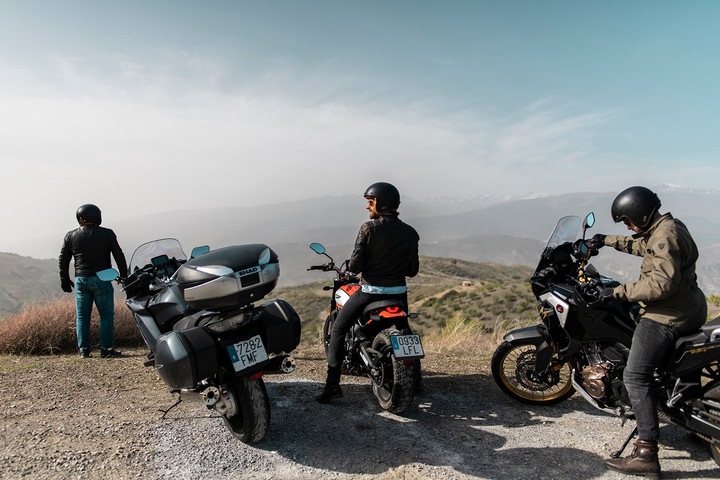 Image du produit TomTom Pack Premium Rider 550 (4.30")