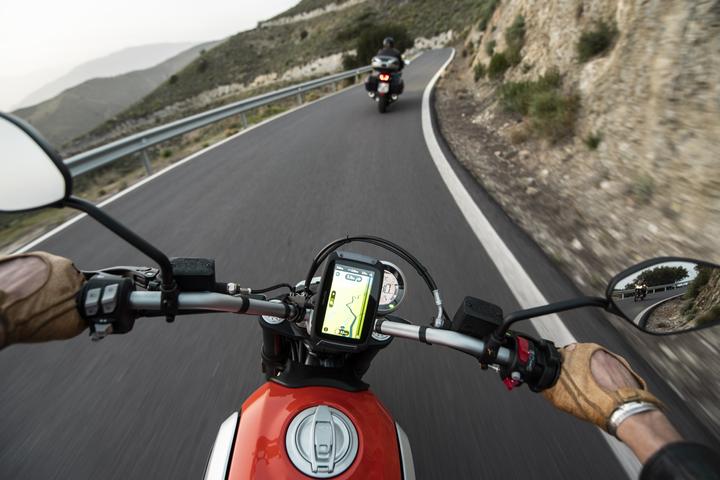 Actual product image TomTom Rider 550 Premium Pack (4.30")