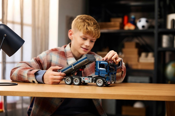 Immagine prodotto LEGO Kipplaster (42203, LEGO Technic)
