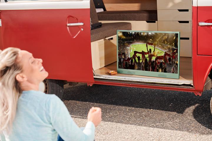 Actual product image Salora LANGATON32SO tv 81.3 cm HD Smart TV Wifi Oranje (32", LED, HD ready)