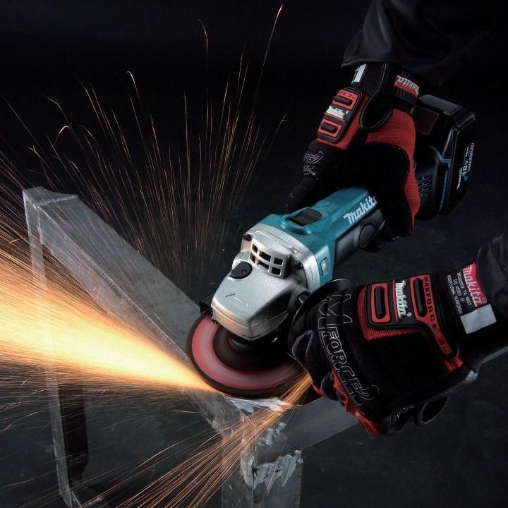 Actual product image Makita Cordless angle grinder DGA504Z (125 mm)
