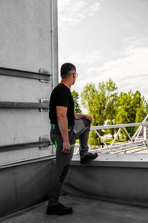 Produktbild No Name PREMIUM Arbeitshose 4-Wege-Stretch schwarz Grösse S (S, S)