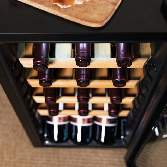 Actual product image Cecotec Vinoteca GrandSommelier 1550 Inox Compressor