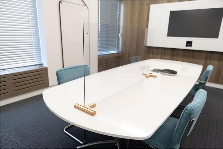 Actual product image smiT Partition for desks/tables, incl. 2 T-shaped foot connectors, HxW 590 x 1200 mm.