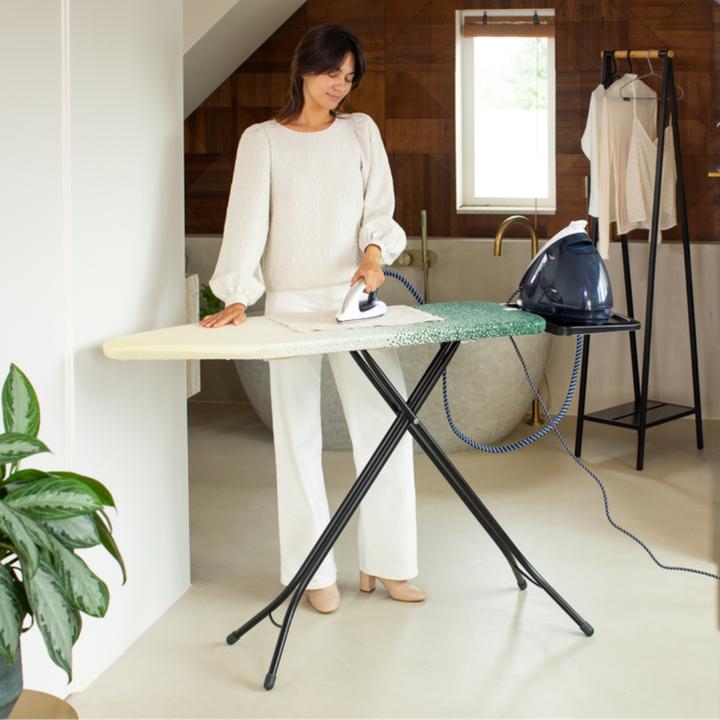 Produktbild Brabantia Bügeltisch mit Dampfstationsablage (124 x 45 cm)