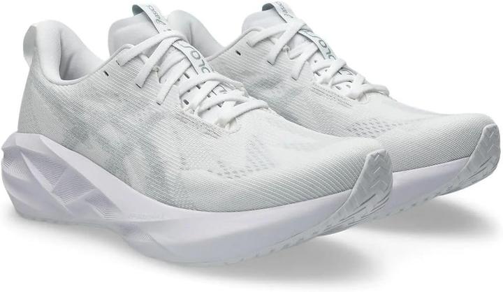 Produktbild ASICS Performance Asics Novablast 5 (44, 44.5)