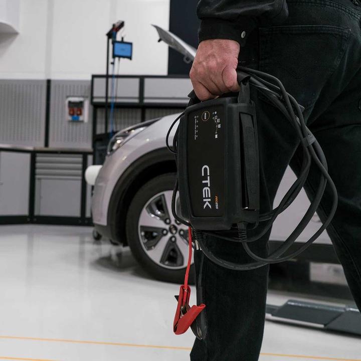 Actual product image Ctek PRO25S (12V, 25 A)