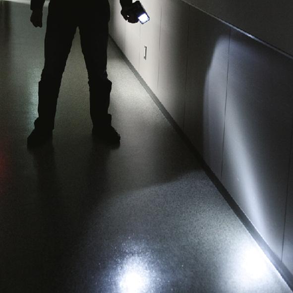 Actual product image Makita Work light STEXBML146 3000