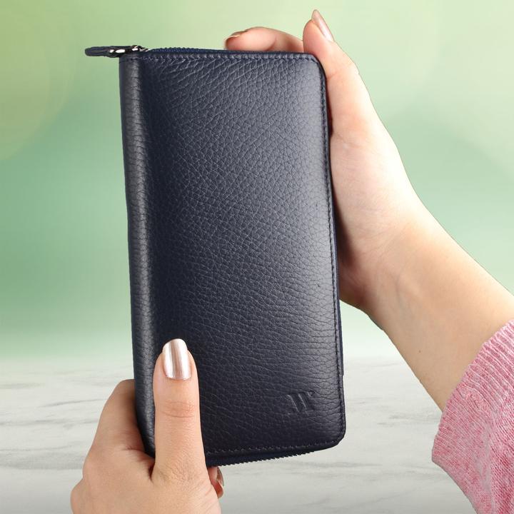 Actual product image Lucky Bees Isaias