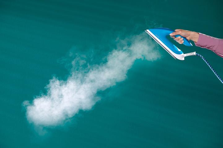 Actual product image Philips PerfectCare Compact Essential (2400 W, 120 g/min)