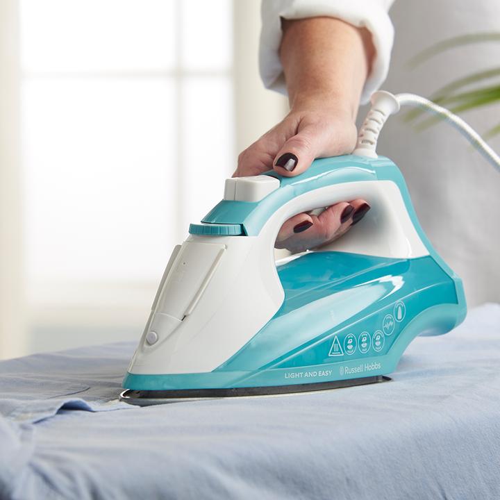 Actual product image Russell Hobbs Light and Easy (2400 W, 110 g/min)