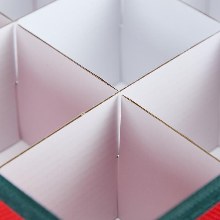 Produktbild Relaxdays Weihnachtskugel-Aufbewahrungsbox (30 x 30 x 30 cm, 27 l)