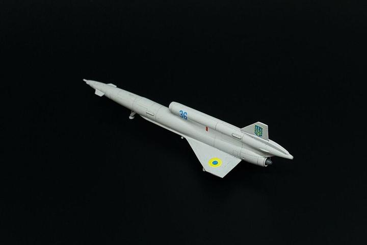 Actual product image Brengun Tupolev Tu-141 Strizh