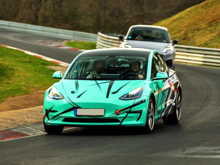 Image du produit Smartbox À toute vitesse sur le circuit du Nürburgring! (1 Personne)