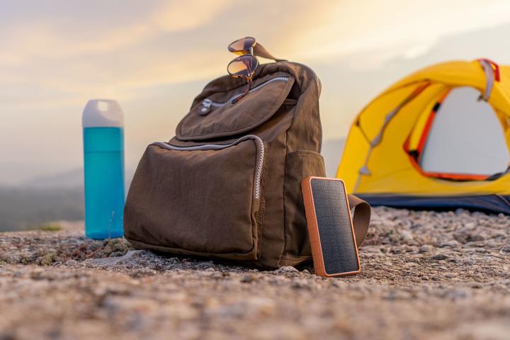 Produktbild Cellularline Solar Power Bank (10000 mAh, 20 W, 37 Wh)