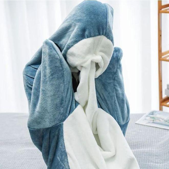 Actual product image MU Style Shark Blanket (170 x 170 cm)