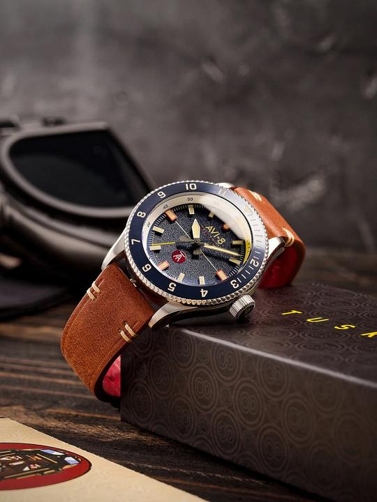 Produktbild AVI-8 AV-4103-02 Tuskegee Airmen Limited Edition Herrenuhr 40mm 5ATM (Analoguhr, 40 mm)
