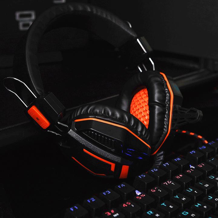 Produktbild Canyon Gaming Headset mit 3,5 mm Anschluss mit Mikrofon und Lautstärkeregler, Kabel 2 m, Schwarz CND (Kabelgebunden)
