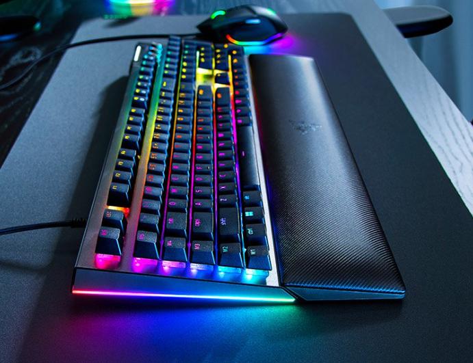 Actual product image Razer BlackWidow V4 X (US, Cable)
