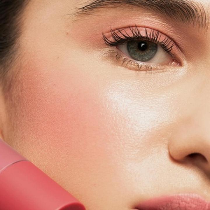 Actual product image 3INA Makeup The No-Rules Cream 362 Soft Pink Liquid Blush Matte (Rose)