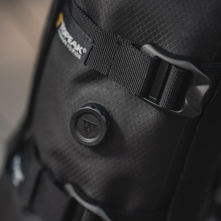 Produktbild Topeak Fork DryBag (4 l, Gepäckträgertasche)