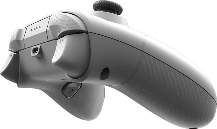 Actual product image Flydigi Direwolf 2
