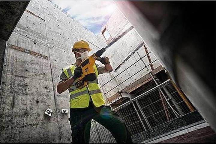 Actual product image DeWalt Cordless hammer drill 54V XR FlexVolt DCH 481 N (Rechargeable battery operated)