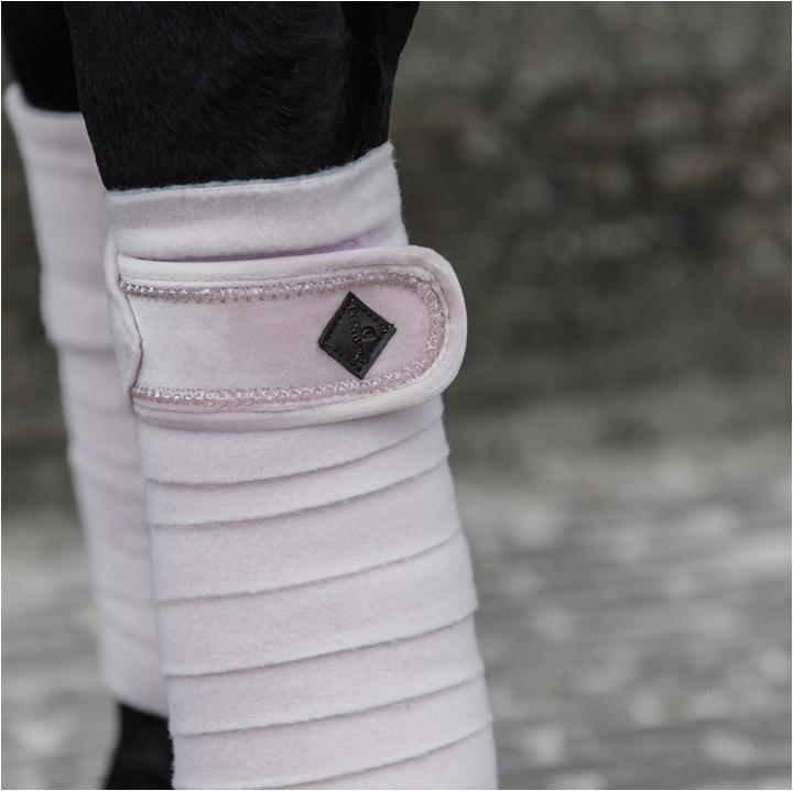 Produktbild Kentucky Horsewear Polarfleece Bandagen velvet Pearls (One Size)
