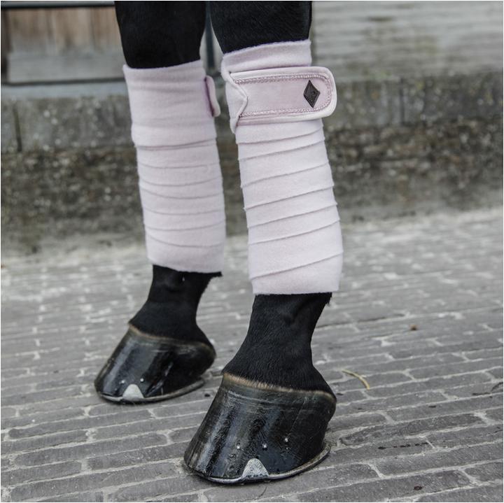 Produktbild Kentucky Horsewear Polarfleece Bandagen velvet Pearls (One Size)