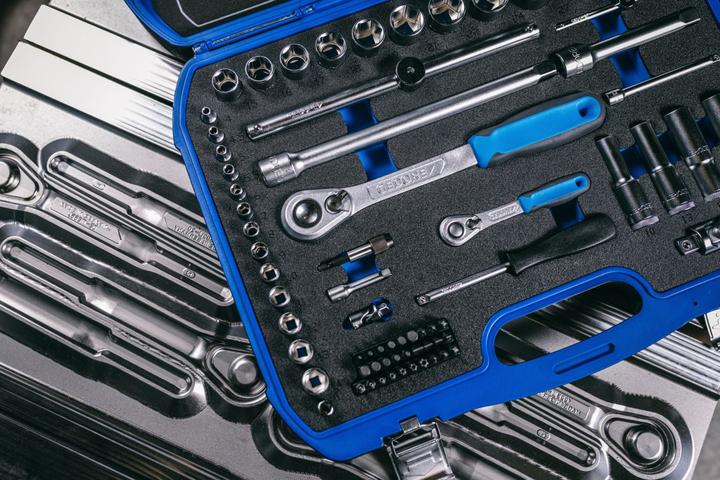 Produktbild Gedore 19 BMC 20 Steckschlüssel-Satz 1/4"+1/2" (32 mm, 19 mm, 6 mm, 12 mm, 24 mm, 14 mm, 22 mm, 16 mm, 23 mm, 10  mm, 21 mm, 18 mm, 27 mm, 7 mm, 31 mm, 17 mm, 11 mm, 5 mm, 15 mm, 26 mm, 30 mm, 8 mm, 28 mm, 9 mm, 29 mm, 13 mm, 20 mm, 25 mm, 4 mm)