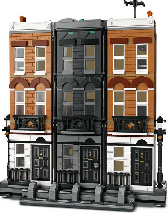 Actual product image LEGO 12 Grimmauld Place (76408, LEGO Harry Potter)