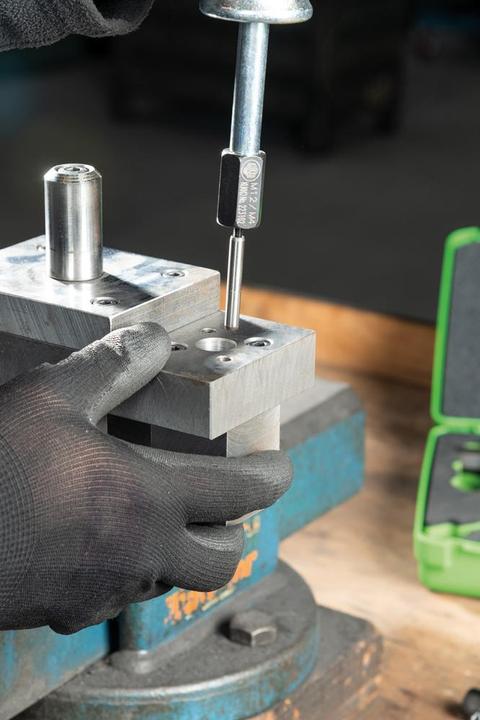 Actual product image Kukko Slide hammer set