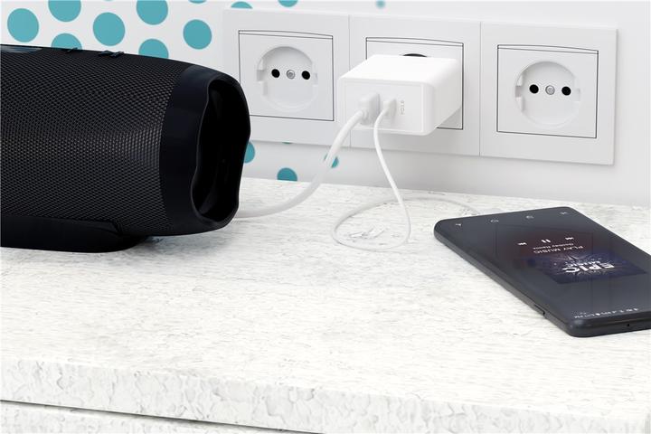 Produktbild Goobay Dual USB-Schnellladegerät USB/USB-C PD 28W, Weiss (28 W)