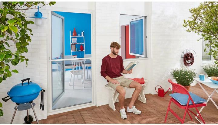 Produktbild tesa Insektenschutz Alu COMFORT für Türen, Insektengitter (100 x 220 cm)