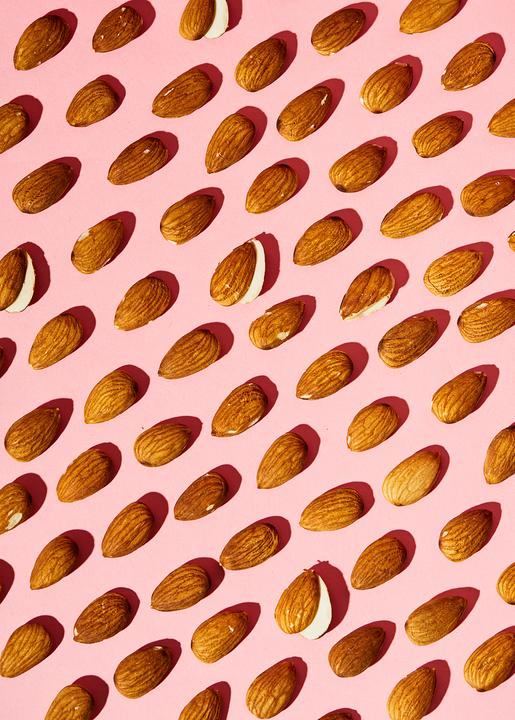 Actual product image KoRo Mandelkerne mit Haut (1000 g)