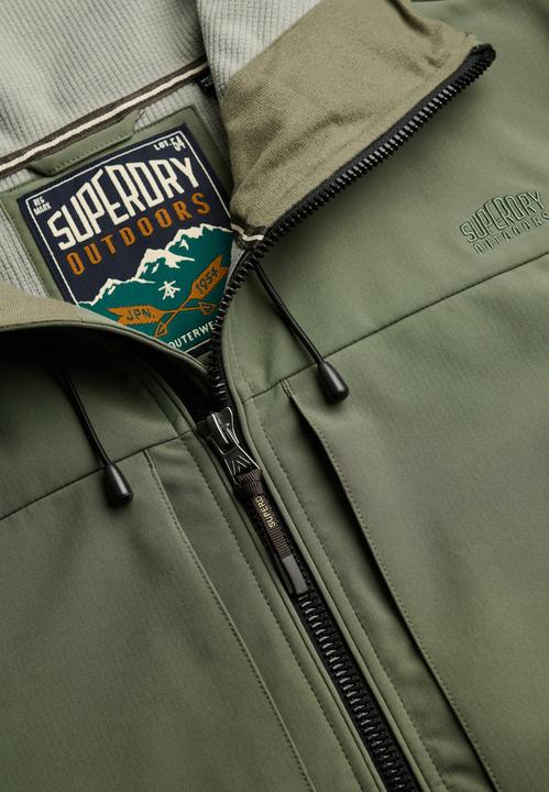 Immagine prodotto Superdry Softshell Trekker Jacke mit Kapuze (M)