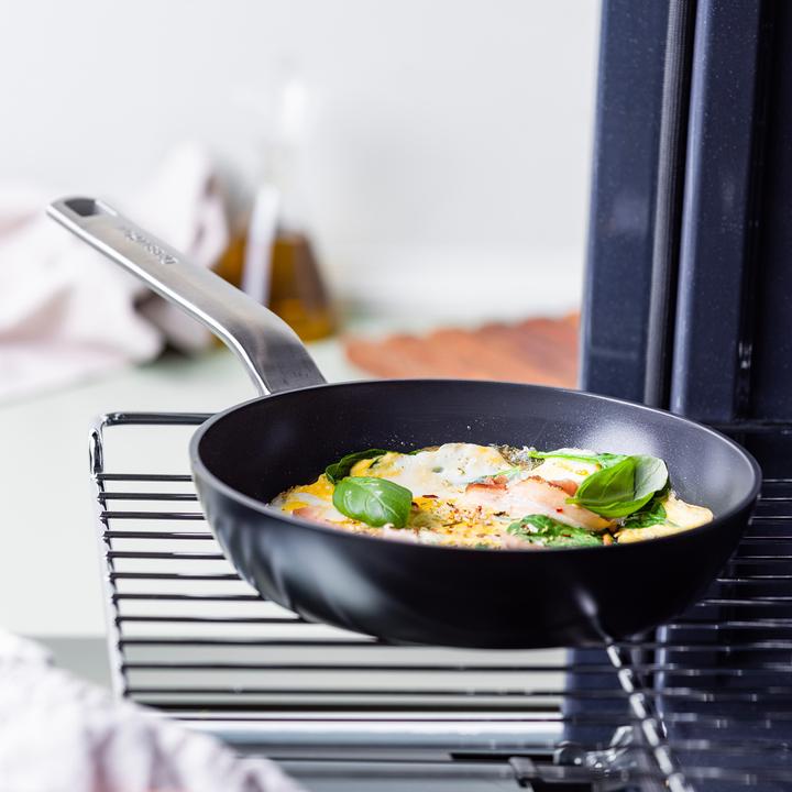 Actual product image Greenpan Evolution (CC009166-001) (Frying pan, Aluminium, Stainless steel, 24 x 43.80 cm)