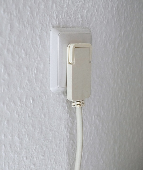 Actual product image Brennenstuhl Extension cable with angled flat plug (2 m, CEE 7/3)