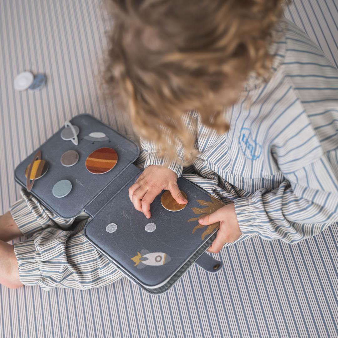 Thumbnail - That's mine - Emory felt activity book (15280232130)