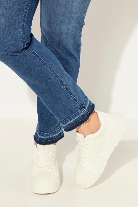 Immagine prodotto Ulla Popken Jeans modello Sammy in tessuto elasticizzato con taglio della gamba aderente e orlo sfrangiato (52)