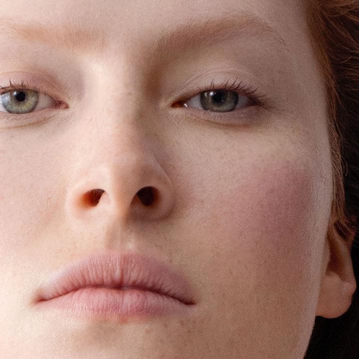 Actual product image Dr. Hauschka Concealer (#01 Macadamia)