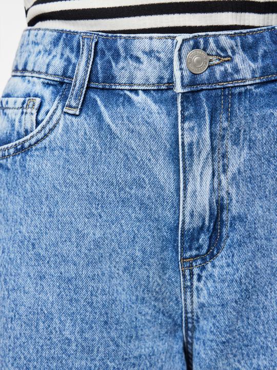 Actual product image Pieces Pcsky Mw Denim Jorts Noos Bc (L)