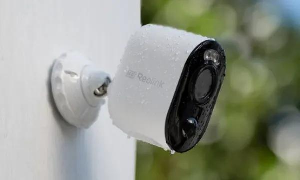 Actual product image Reolink Indoor, Outdoor IR Solar Powered Wifi CCTV Camera (3840 x 2160 pixels)