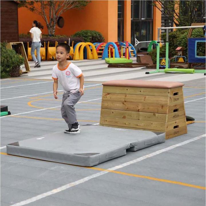 Produktbild Classic World Sprungkasten aus Holz mit 4 Schichten und Höhenverstellung