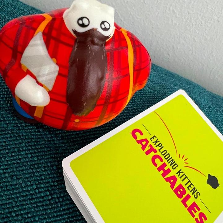 Actual product image Asmodée CATchables - 2 Pack: Donut (2 Players)