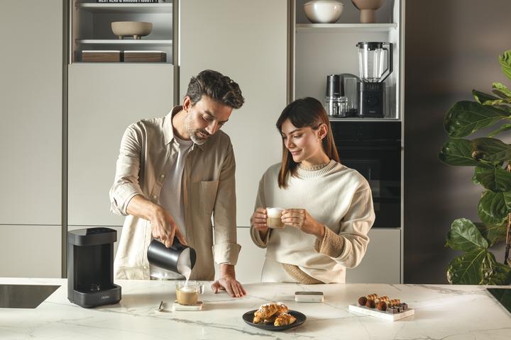 Productafbeelding Haier Multi Beverage I-Master Serie 5 Zwart (35 cl)