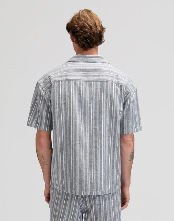 Actual product image Lee Clean Resort (L)