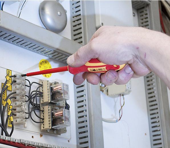 Produktbild Vigor VDE Schraubendreher Satz ∙ V2027 ∙ Schlitz Profil, Kreuzschlitz Profil PH ∙ 0,5 x 3 - 1,2 x 6… (Phillipps-Kreuzschlitz (PH), Schlitzschrauben)